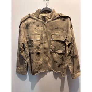 Camo‎ Mystery Women's Cropped Jacket Raw Hem Size Large
